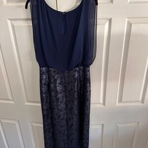 ABSOLUTELY GORGEOUS
Aidan Mattox Deep Blue Dress